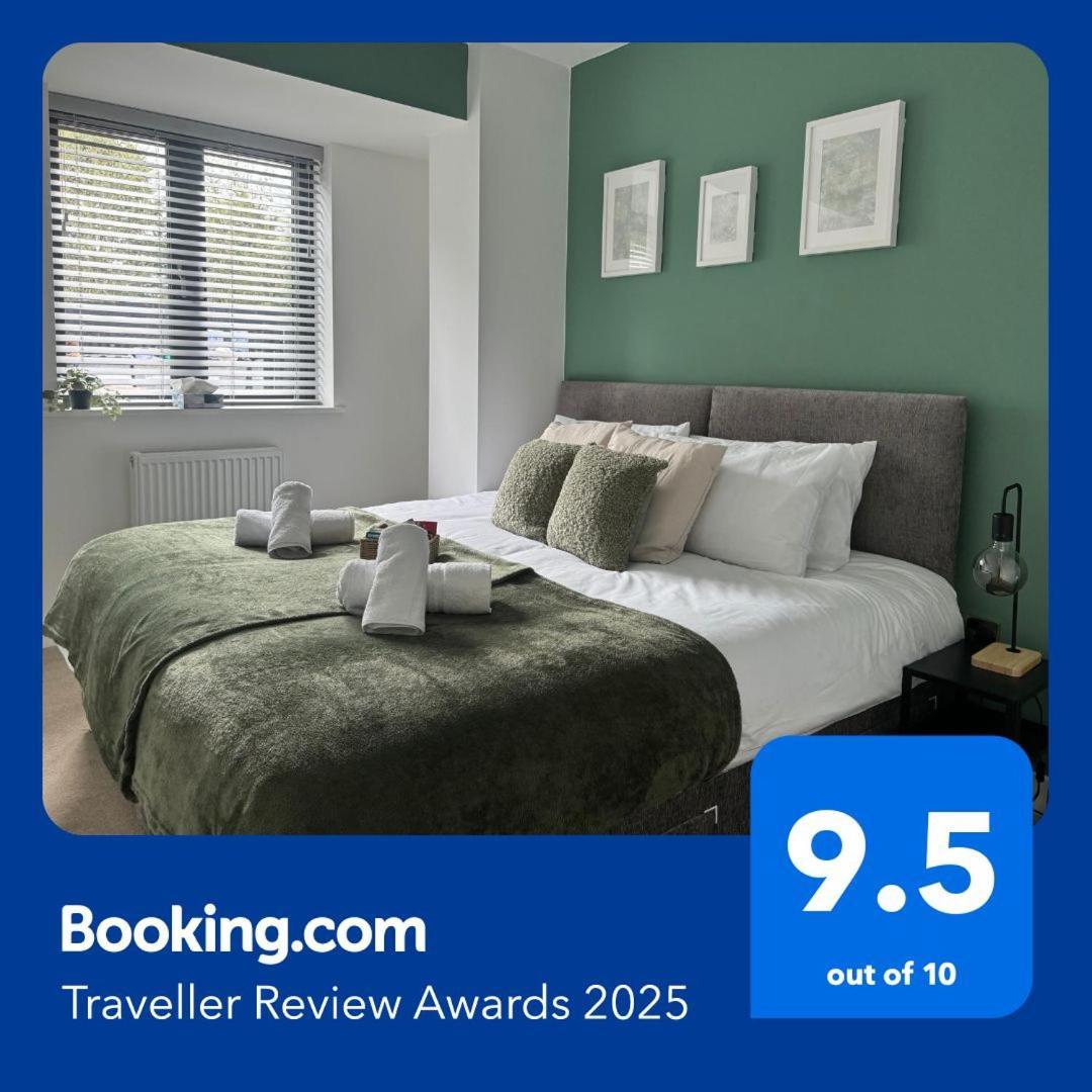 Luxury Oaks Suite, Free Private Parking, 2 Bed 2 Bathroom Apartment, Central Solihull Birmingham Buitenkant foto